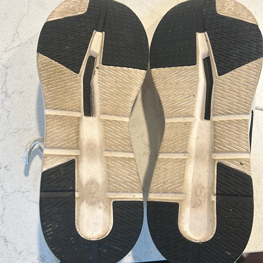 Oncloud Cloudeasy Running Shoes - image 5